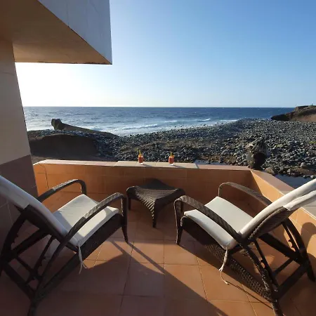 Sunrise Directly At The Sea Апартаменты *