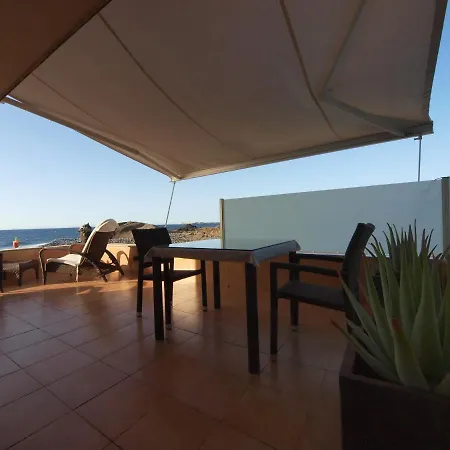 Sunrise Directly At The Sea Apartment