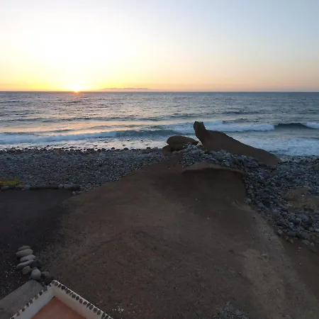 Apartment Sunrise Directly At The Sea Santa Cruz de Tenerife
